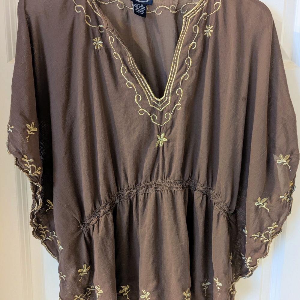 Scoop NYC Brown Top with Gold Embroidery
